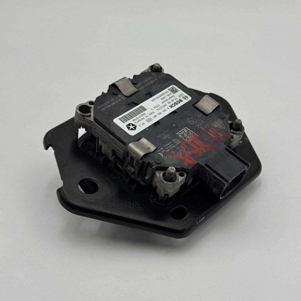 2018 2019 2020 Dodge Durango Adaptive Cruise Distance Radar Sensor 04672787AA