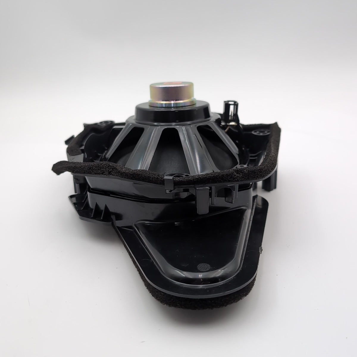 2014- 2021 BMW i3 i3s I01 FRONT LEFT SIDE SUBWOOFER AUDIO SPEAKER 9283791