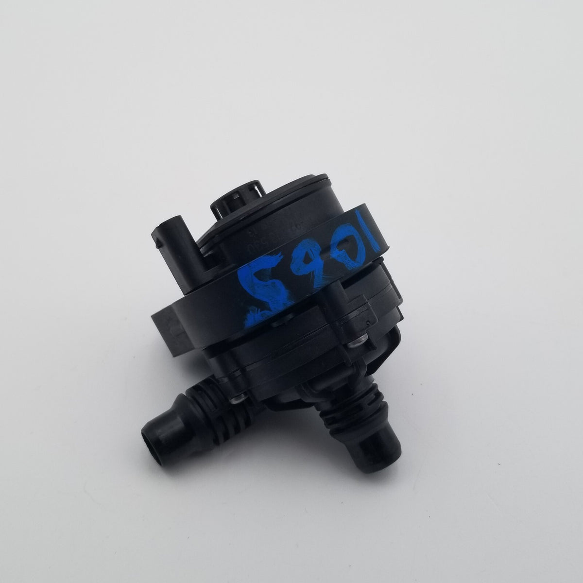 2023 2024 BMW X1 U11 AUXILIARY COOLANT WATER PUMP