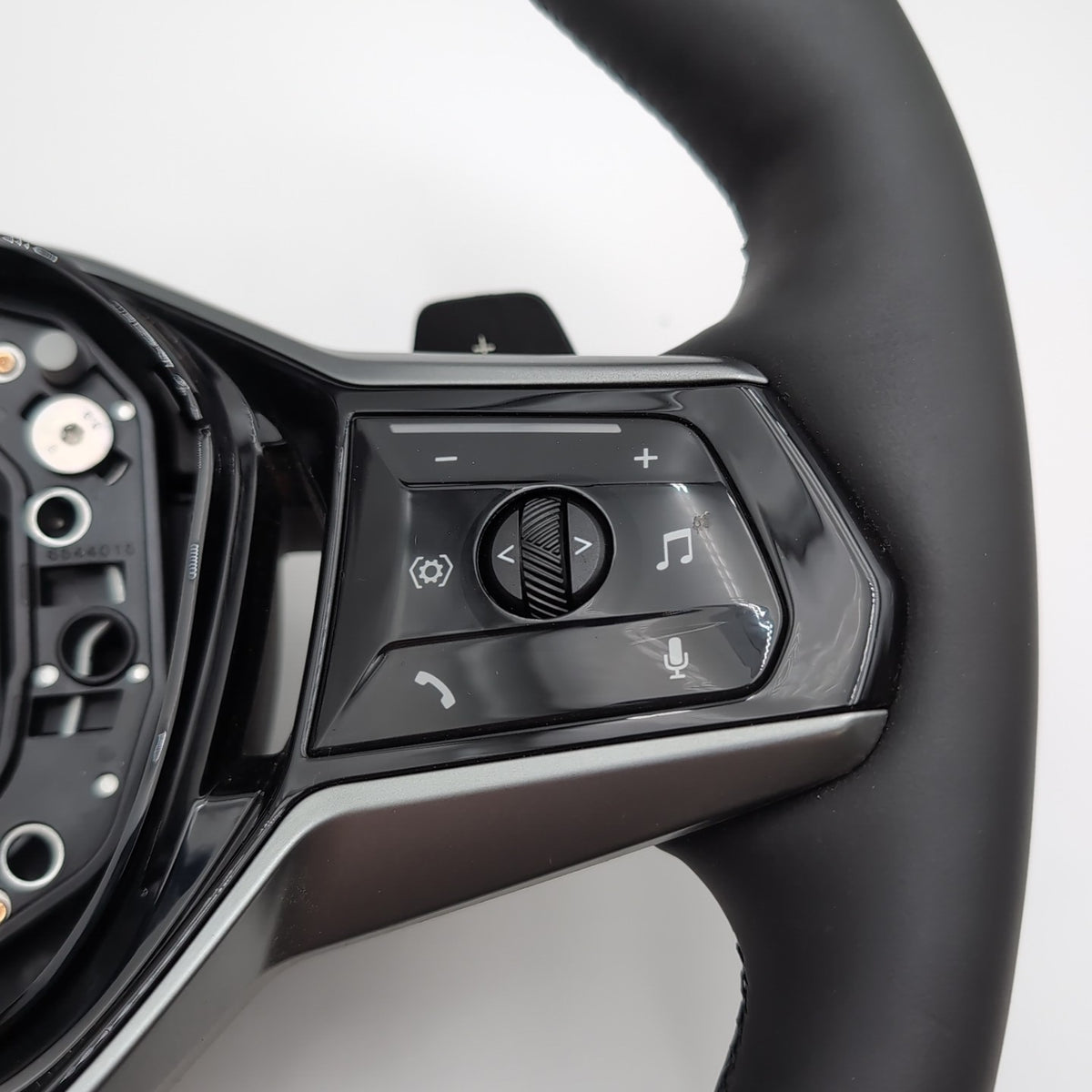 2025 BMW 530i 540i G60 Flat Bottom Steering Wheel Paddle Shifter OEM 5A42E32