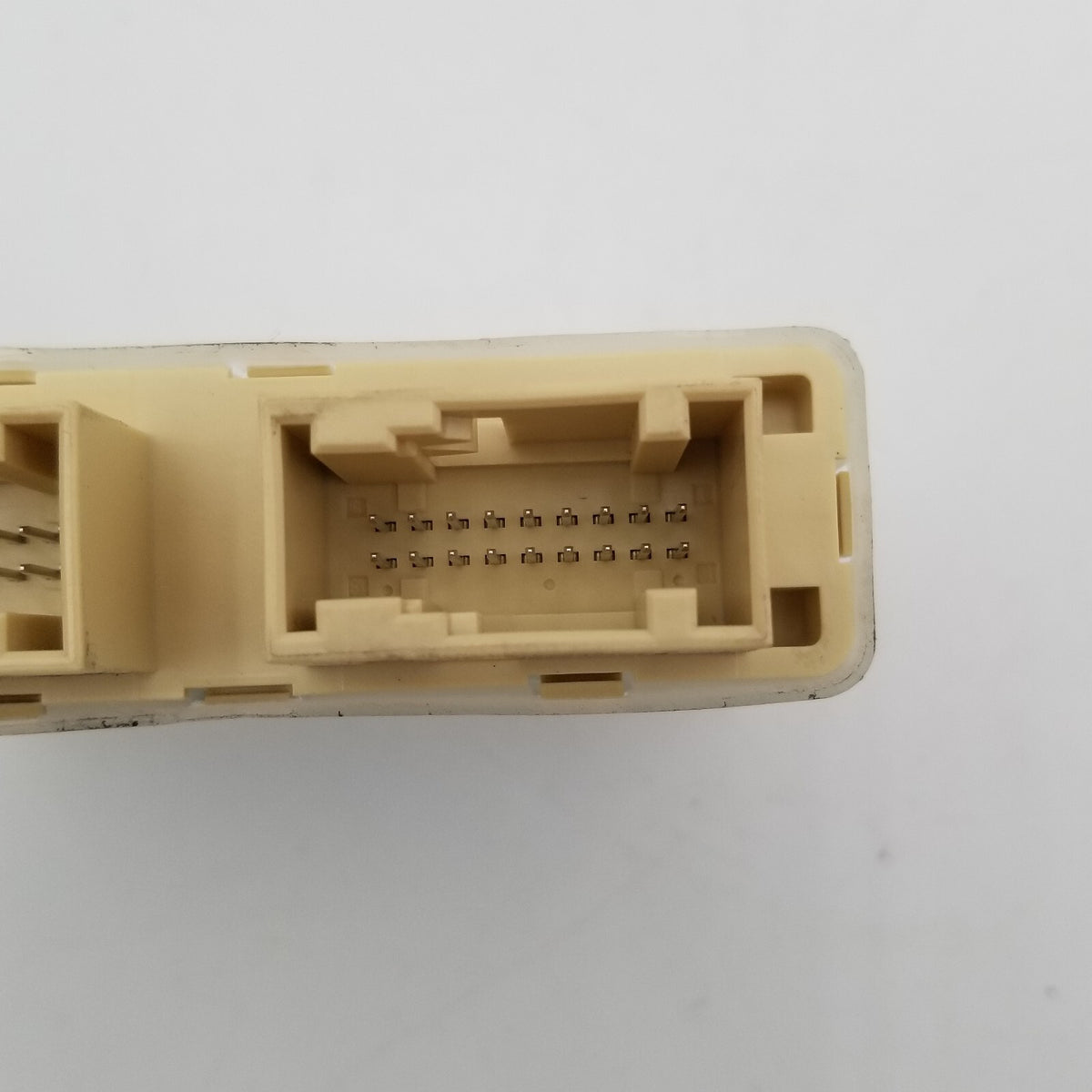 2021 - 2025 BMW G20 G22 M3 M4 X6 USS Ultra Sonic Parking Sensor Module