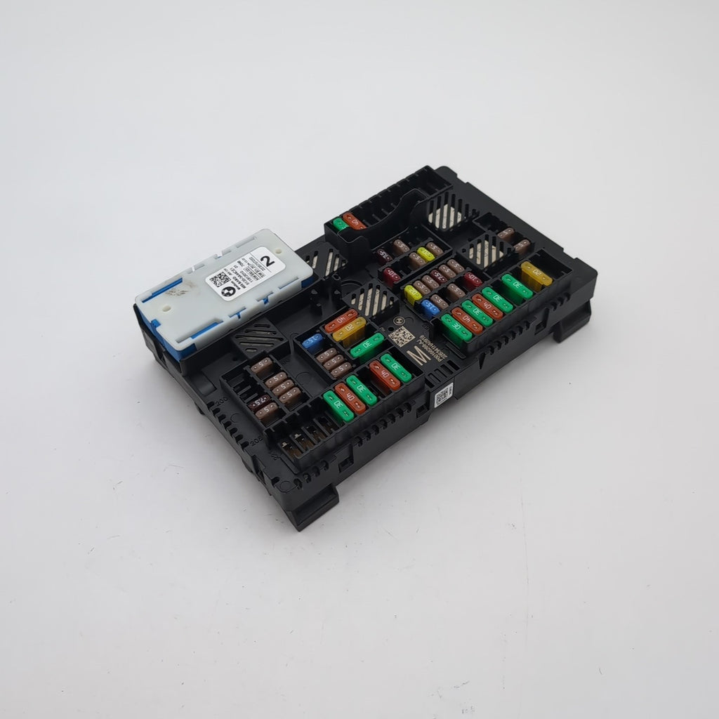 2023 2024 BMW 330i G20 LCI Power Distribution Fuse Box Module 5A0E7D1 5A44CE1