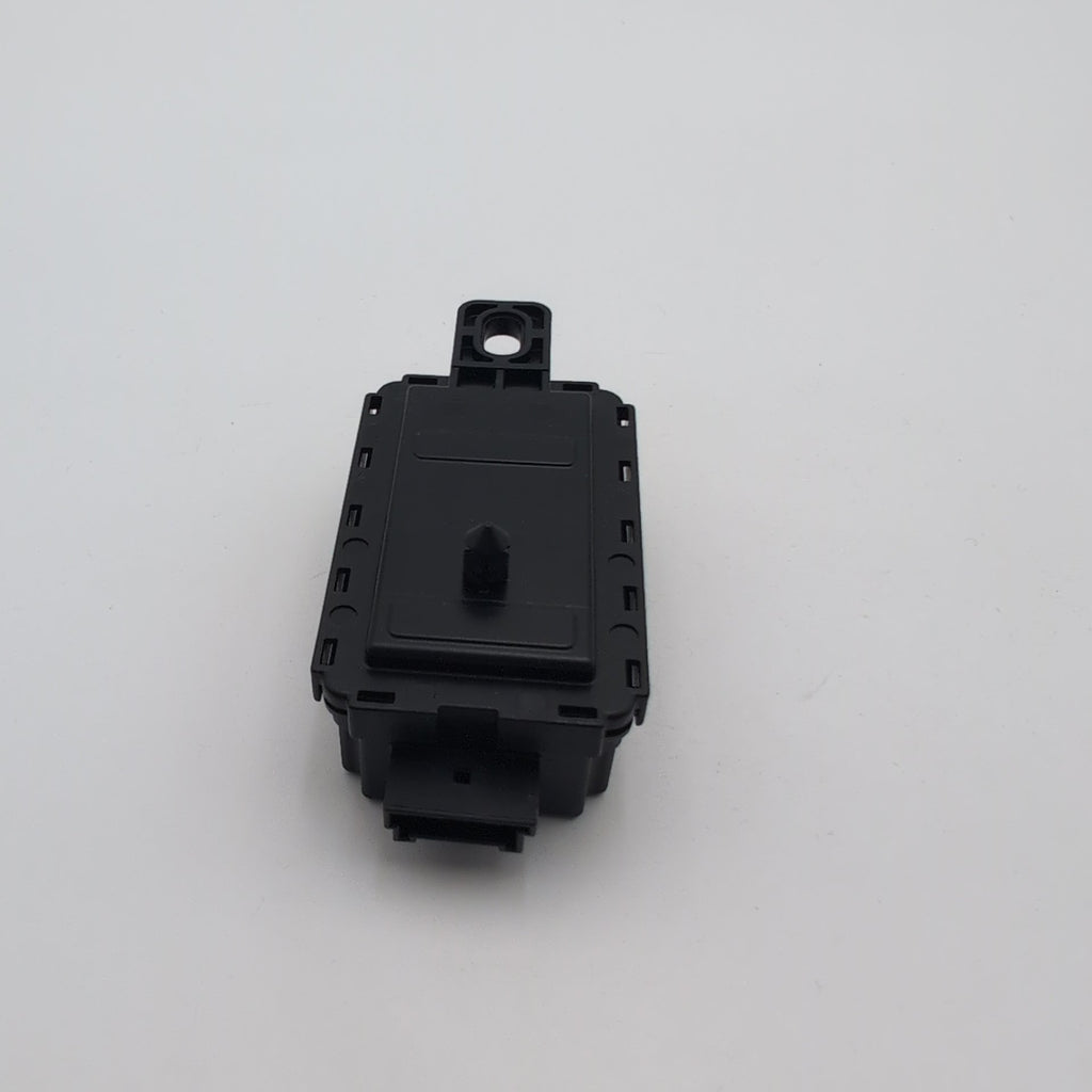 2019 - 2025 BMW G22 G26 G60 G70 X1 X2 X5 X6 X7 XM Radio Remote Receiver Module
