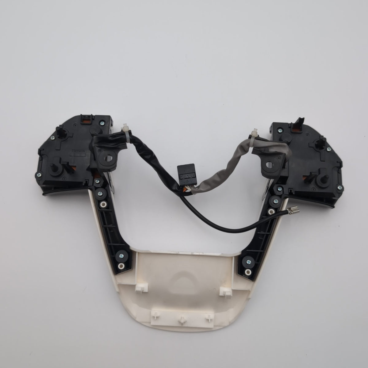 2016 - 2022 Toyota Prius Steering Wheel Cruise Control Radio Phone Switch Trim
