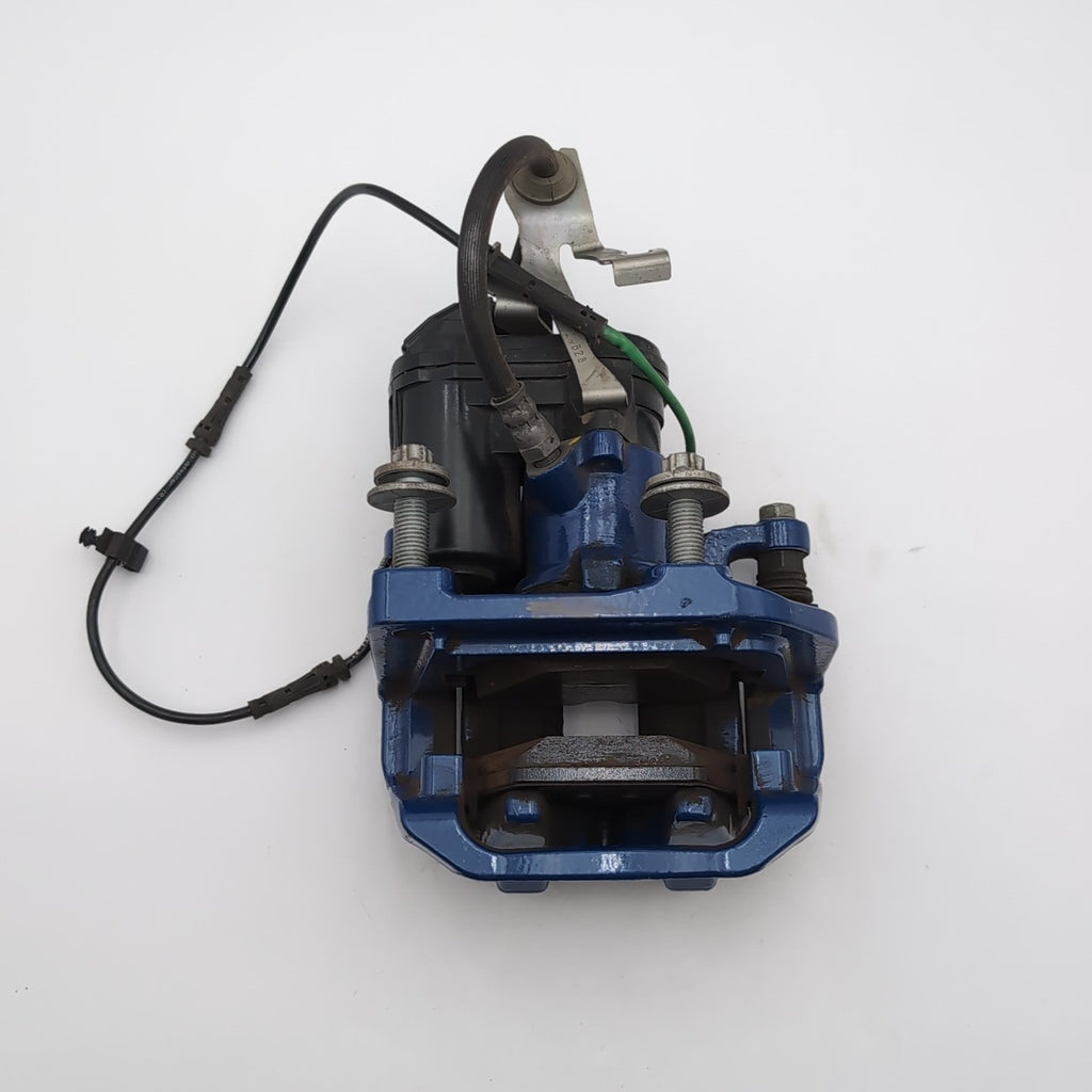 2024 2025 BMW 440i G20 G22 G29 Rear Right Brake Caliper Blue 8842568