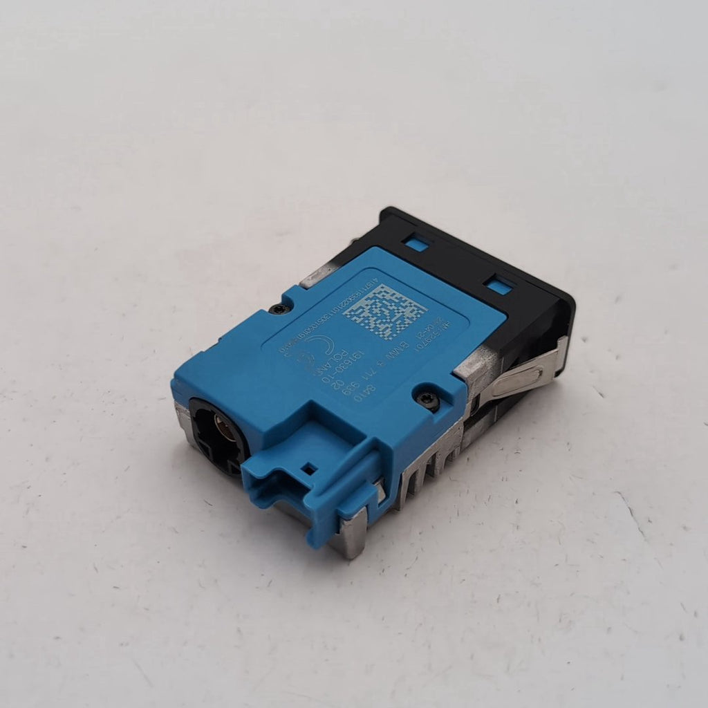 2019 - 2024 BMW 3 4 5 X3 X4 X5 X6 Rear Center Single USB Port Socket 8711939