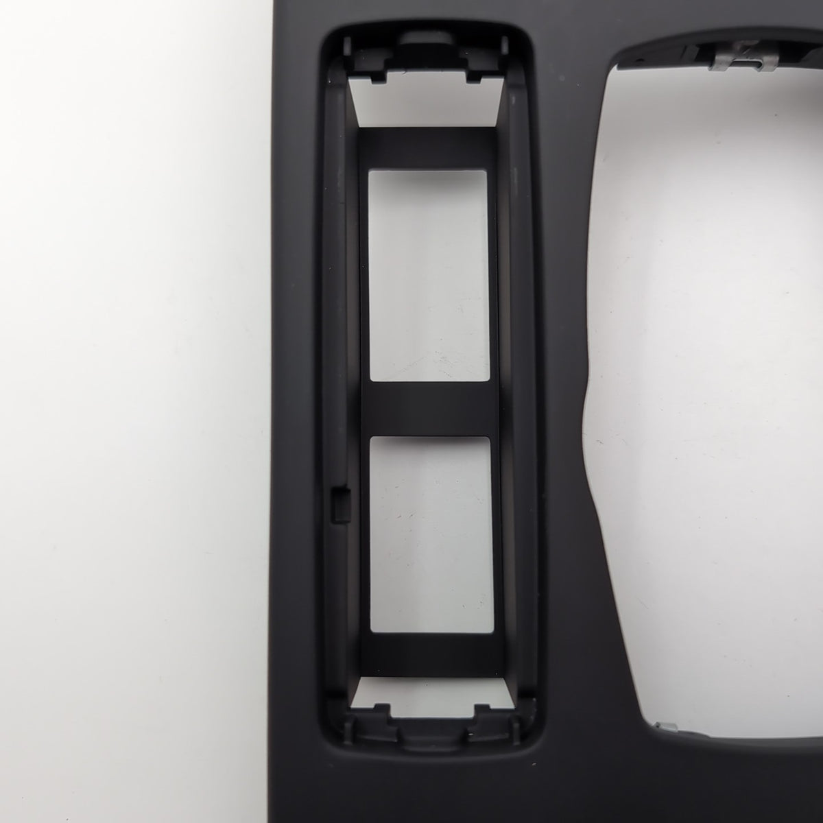 2014- 2021 BMW i3 i3s I01 CENTER CONSOLE UPPER BEZEL TRIM COVER PANEL OEM