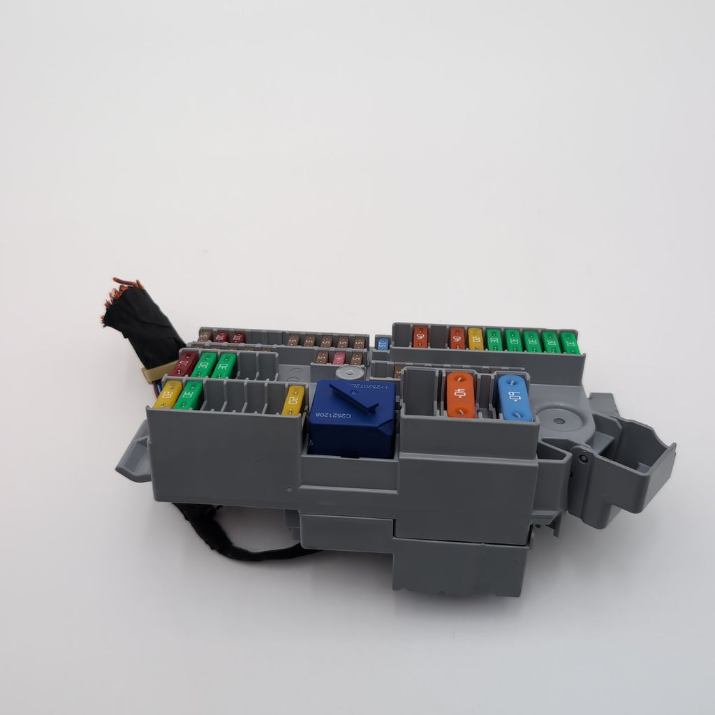 2019 - 2026 BMW X5 X6 X7 XM G20 G26 G42 G87 M3 Front Power Distribution Fuse Box