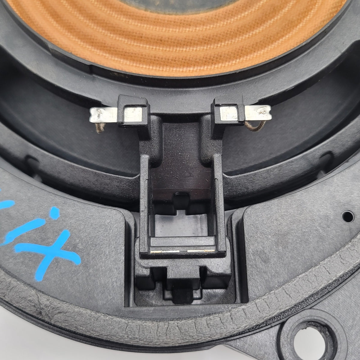 2022 - 2025 BMW iX I20 Front Right Central Bass Subwoofer Speaker 9441908