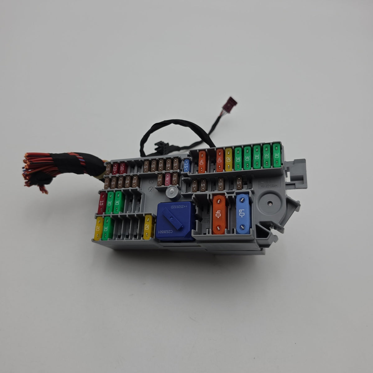 2021 - 2026 BMW X5 X6 X7 XM G20 G42 G87 M3 Front Power Distribution Fuse Box