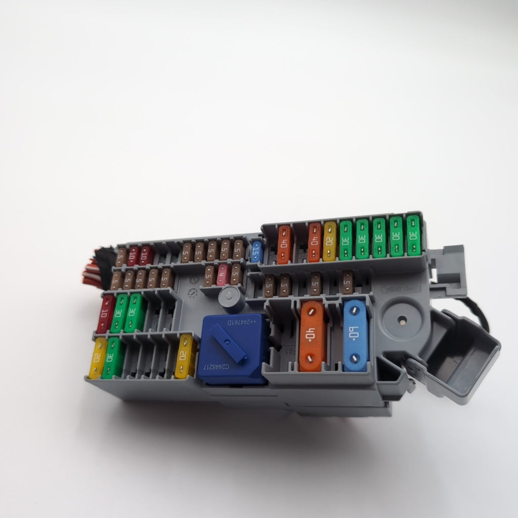 2019 - 2026 BMW X5 X6 X7 XM G20 G26 G42 G87 M3 Front Power Distribution Fuse Box