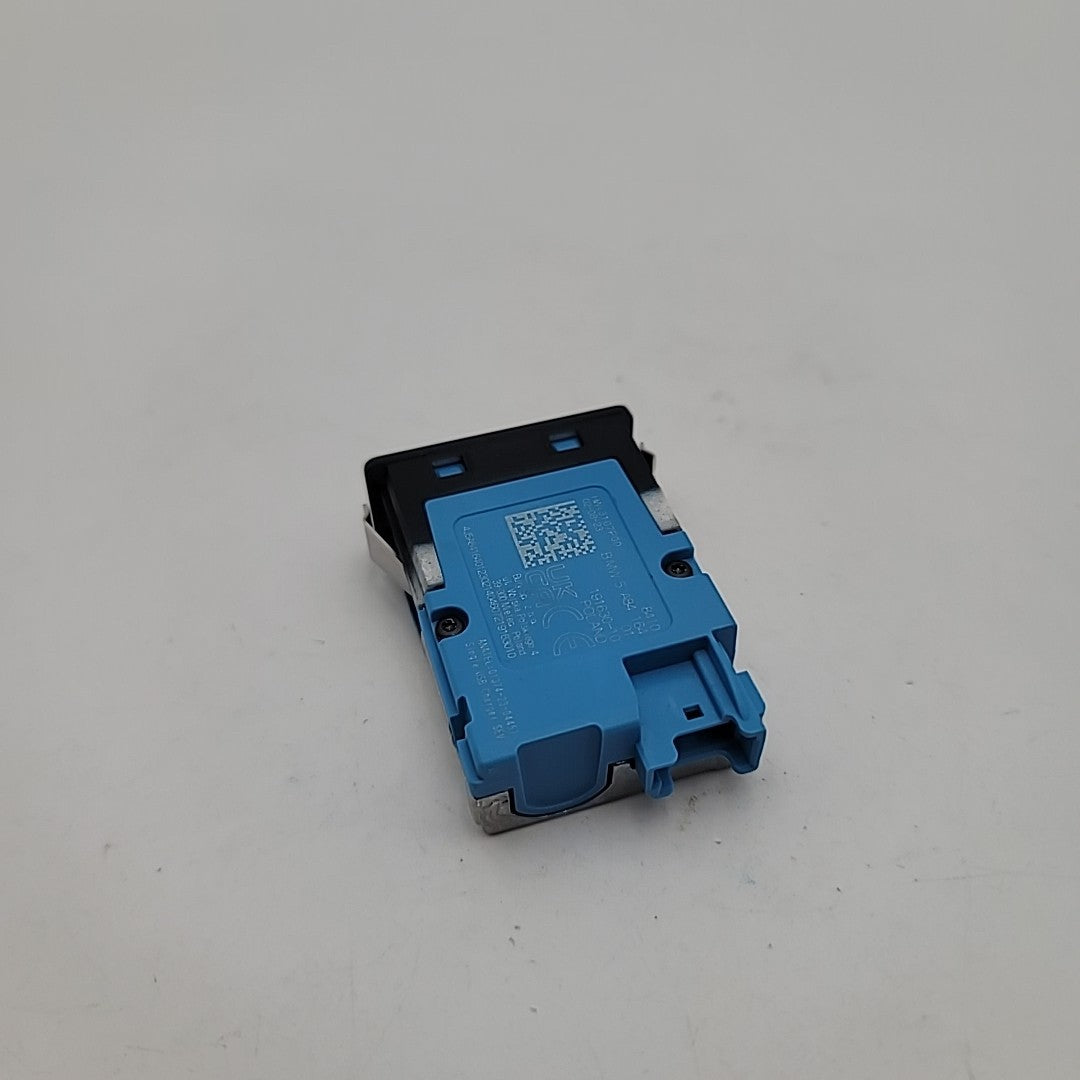 2022 - 2026 BMW X5 X6 X7 XM Single Socket Type C USB Port 5A84164