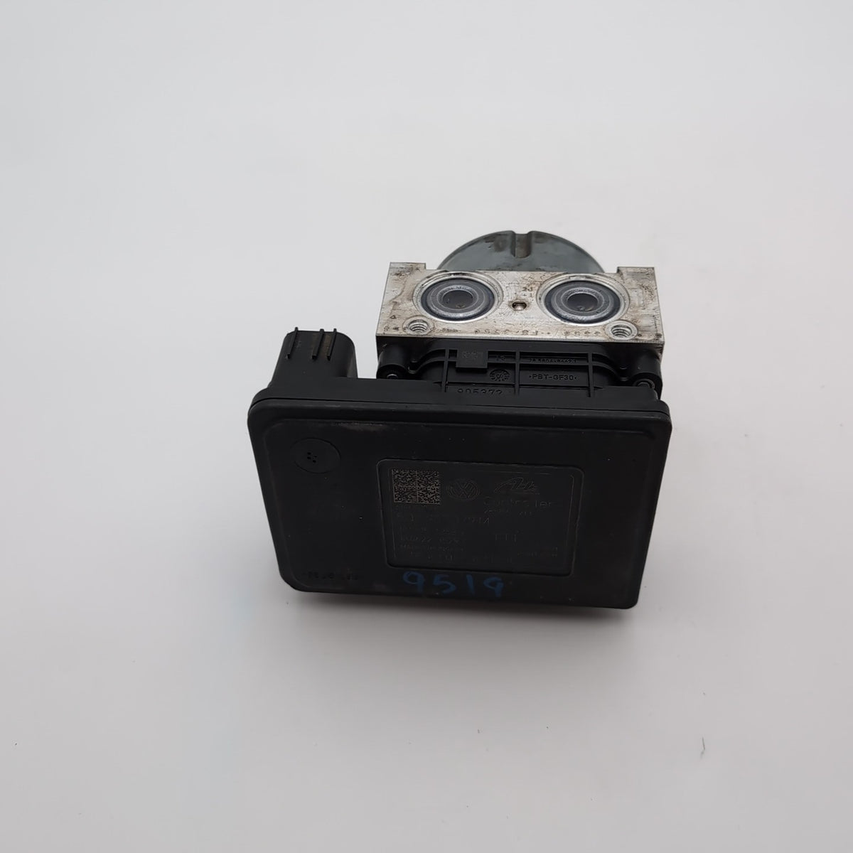 2015 Audi S3 ABS Anti Lock Brake Pump Control Unit OEM 5Q0614517L