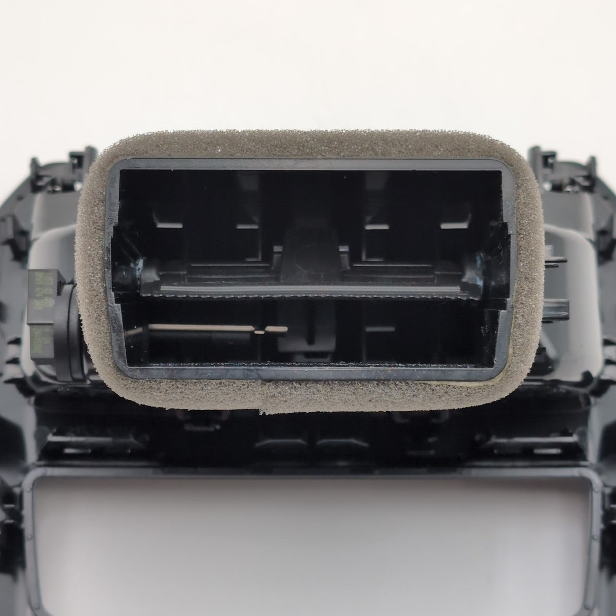 2021 2022 2023 2024 OEM Center Console Rear Air Vent Assembly BMW G20 G22