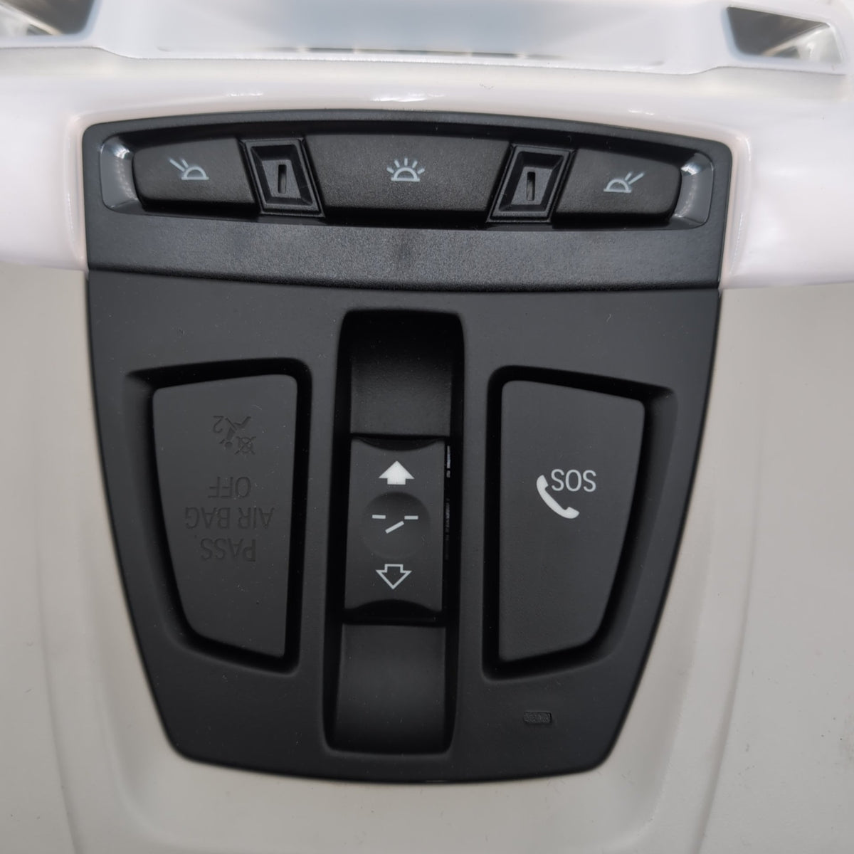2014 - 2021 BMW i3 i3s I01 Front Overhead Console Dome Light Assembly 6999332
