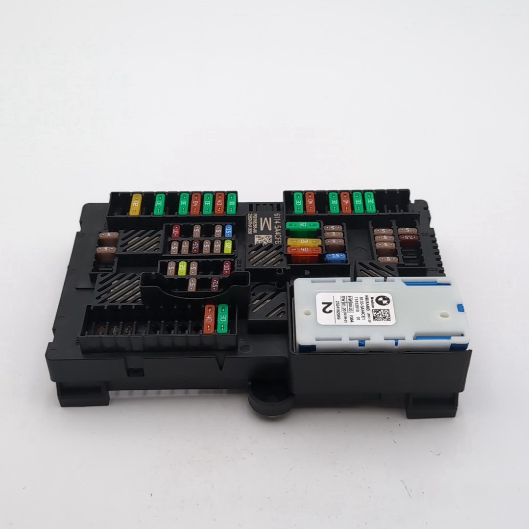 2022 - 2026 BMW 330i G20 G42 Rear Power Distribution Fuse Box 5A4CFB0
