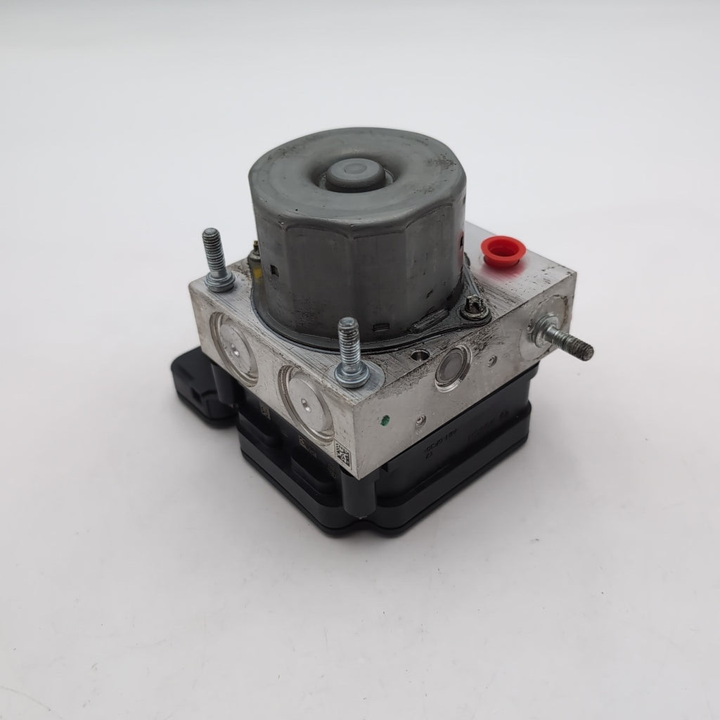 2018 Nissan Sentra ABS Anti Lock Brake Pump Control Unit OEM 476605UD0C