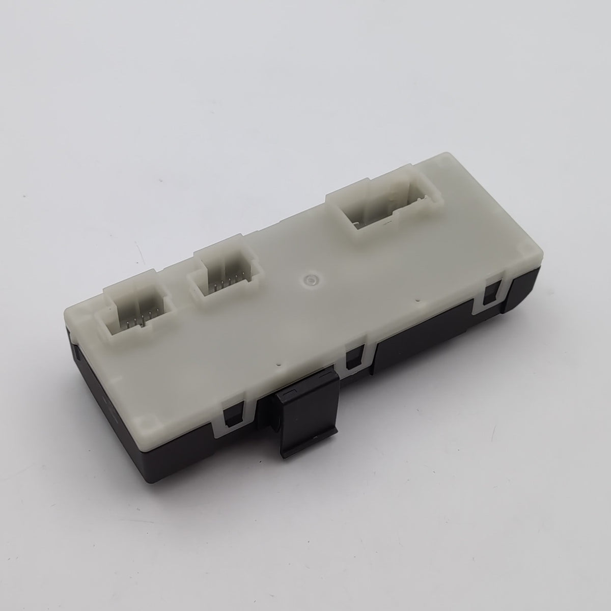 2018- 2025 BMW OEM REAR HATCH/ DECK LID CONTROL MODULE 5A19DB2