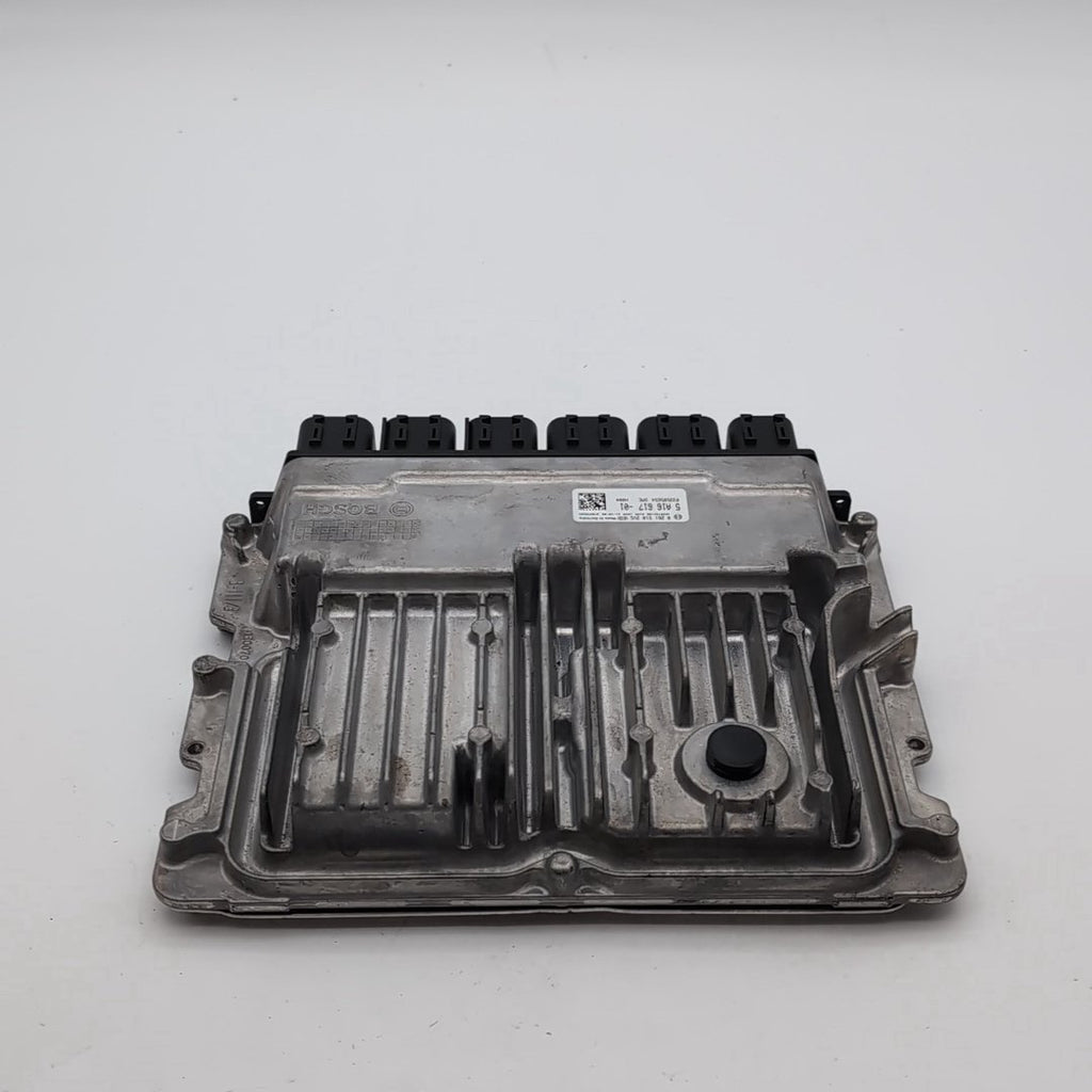 2019 - 2023 BMW X1 X2 Engine Computer Control Moule DME ECU 5A16617