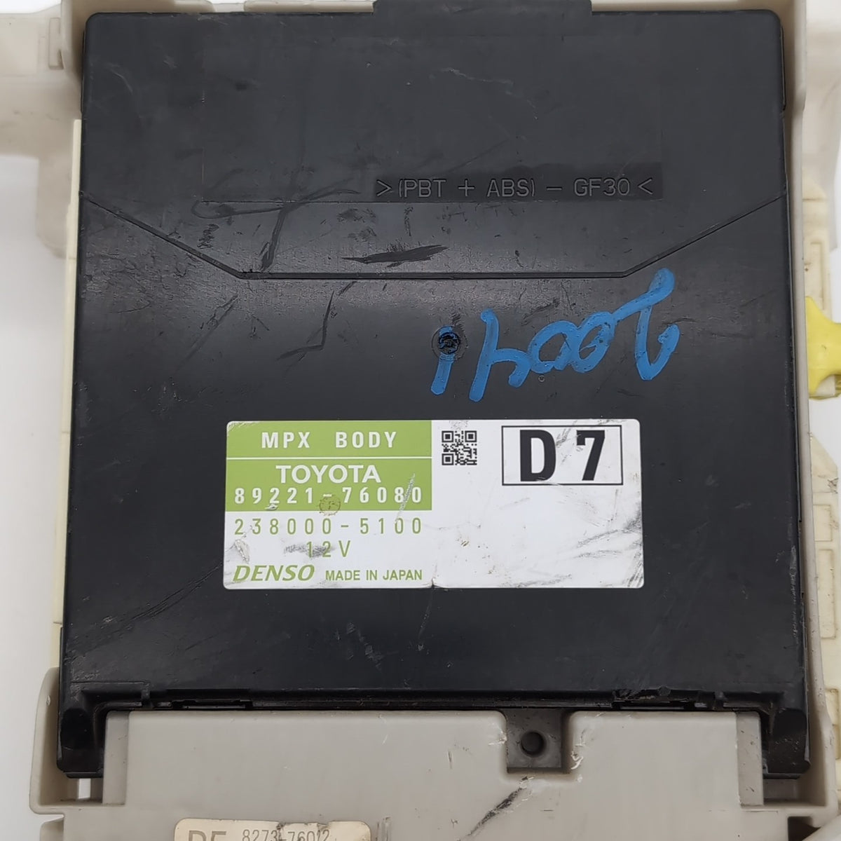 2015 2016 2017 Lexus CT200H Multiplex Network Junction Fuse Module 89221-76080