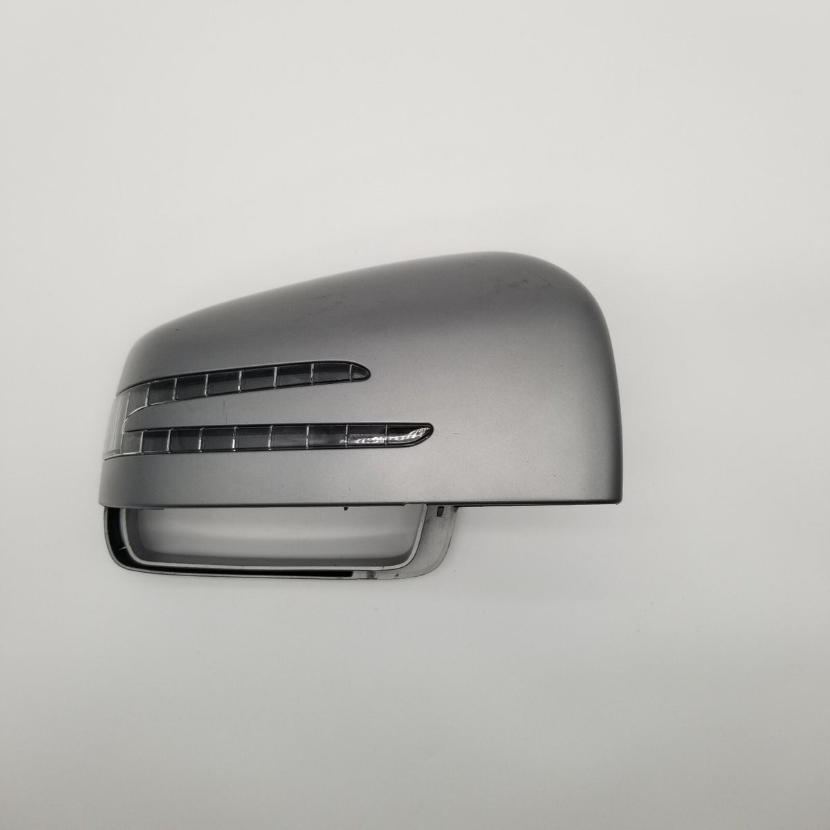 13-18 MERCEDES BENZ W463 G63 AMG MIRROR COVER CAP RH PASSENGER SILVER