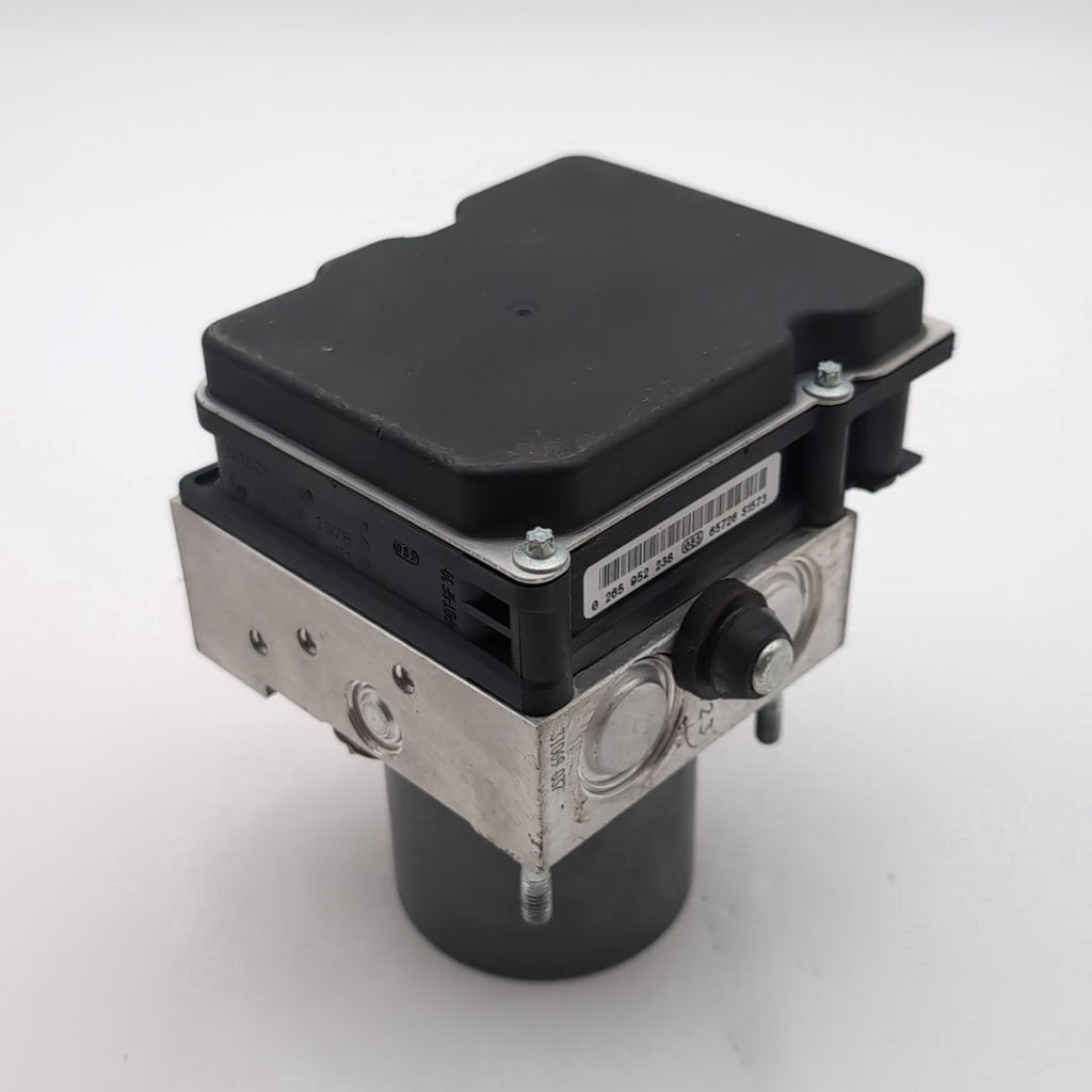 2016 2017 Infiniti QX50 3.7L ABS Anti Lock Brake Pump Control Unit 476606WC0A