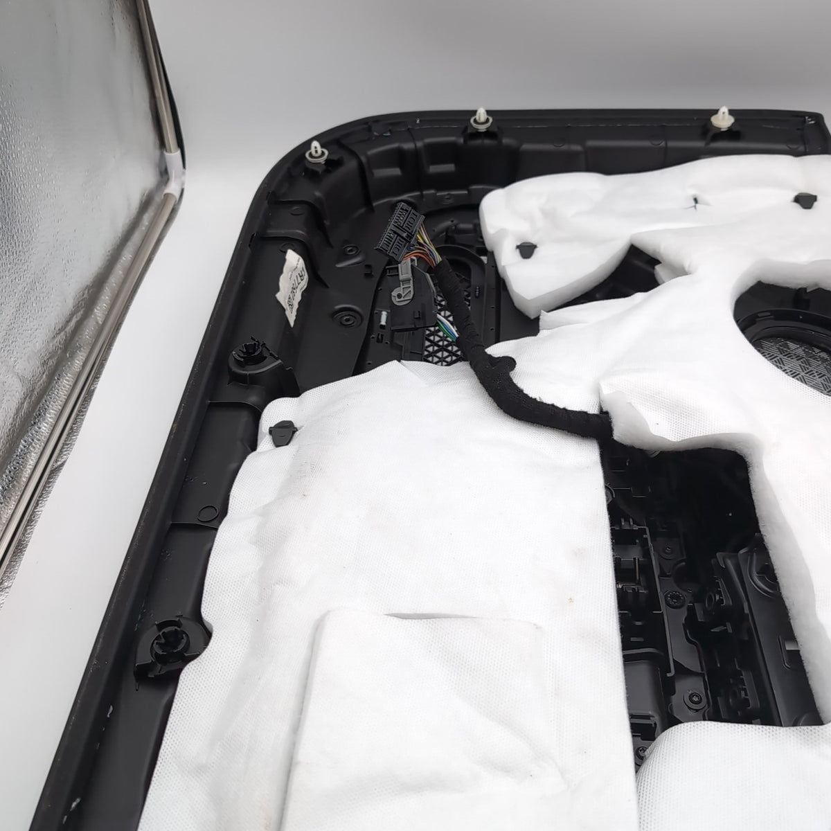 2024 2025 BMW i7 740i 750i 760i G70 Front Left Driver Door Trim Panel Tartufo