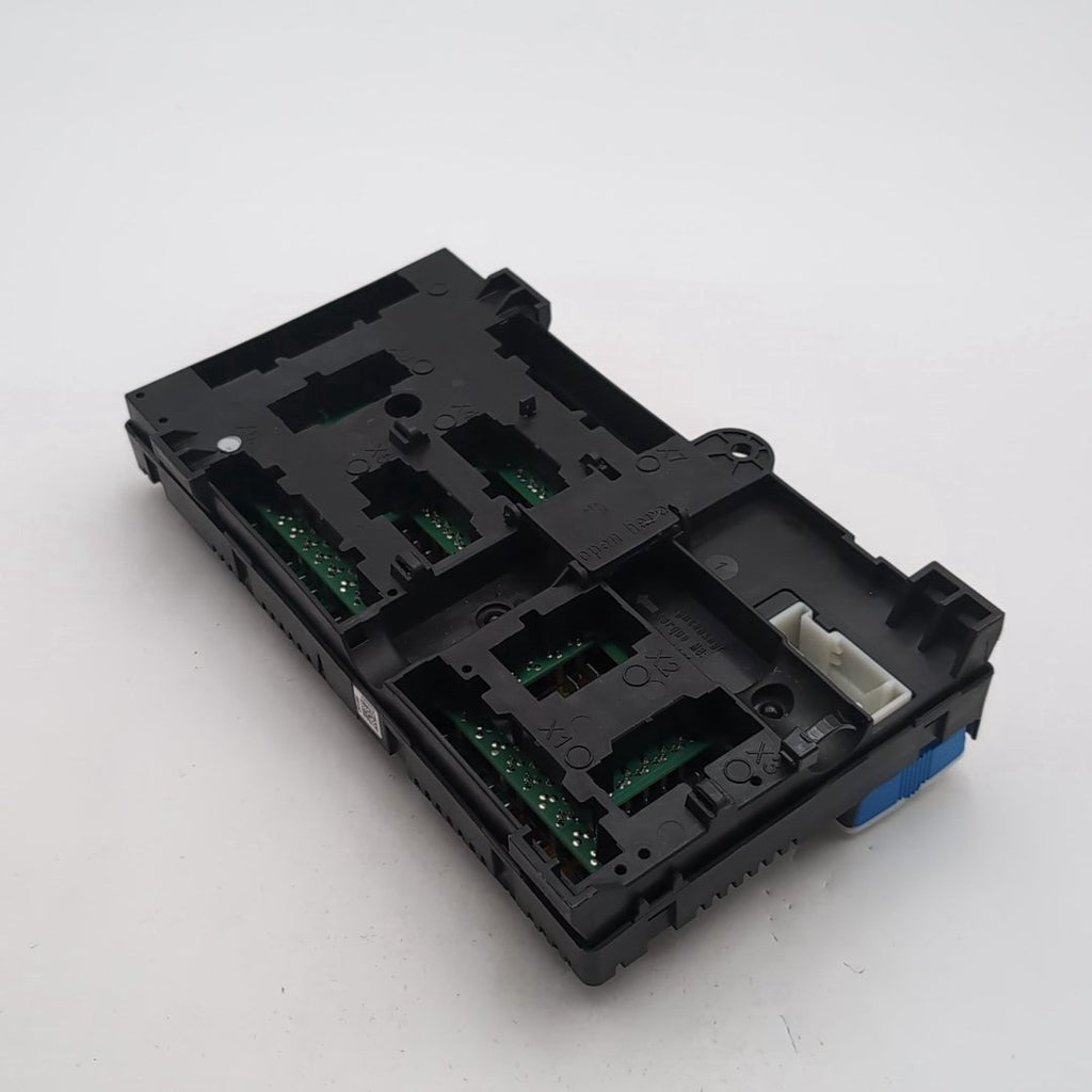 2019 - 2023 BMW X5 X7 Rear Power Distribution Fuse Box 8706212