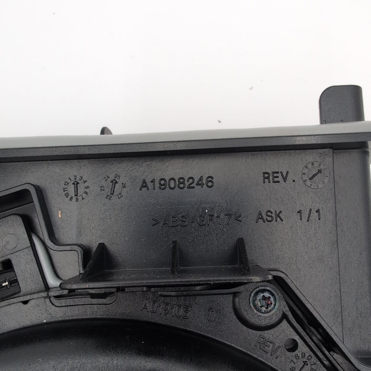 2024 2025 2026 BMW 228i F70 F74 Right Central Bass Subwoofer Speaker 5A64008