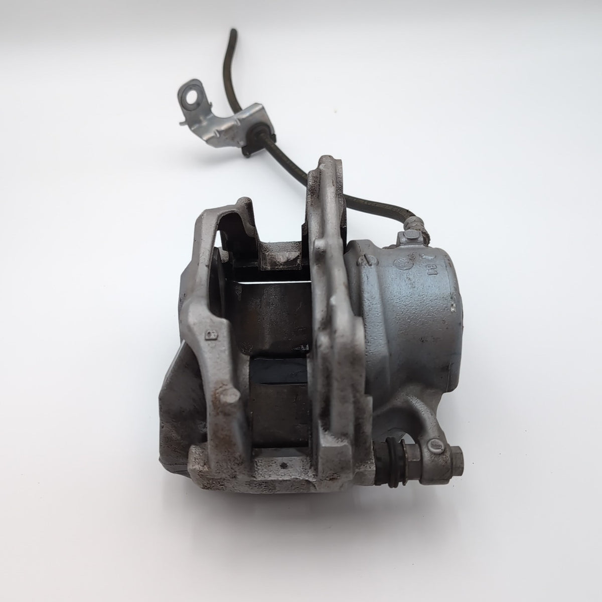 2019 - 2024 BMW G20 G01 330i X3 Front Right Brake Caliper OEM 53390A