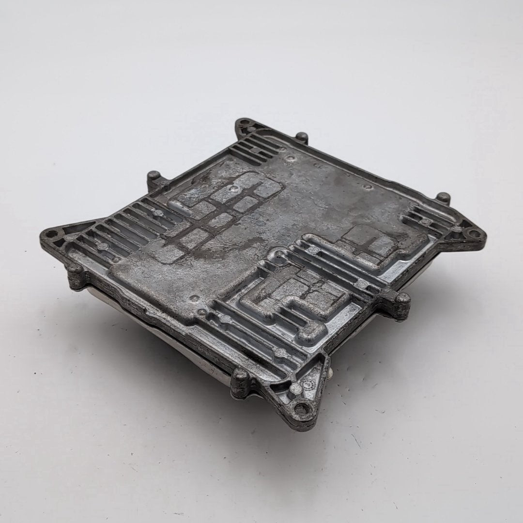 2013 2014 2015 BMW 328i X3 Engine Computer Control Module ECU DME 8639594