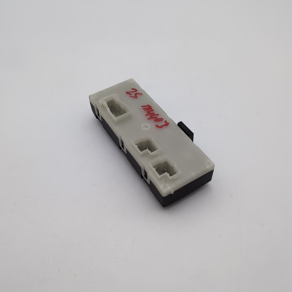 2021 - 2026 BMW G20 G30 M3 X3 X6 X6M Rear Liftgate Trunk Lid Control Module