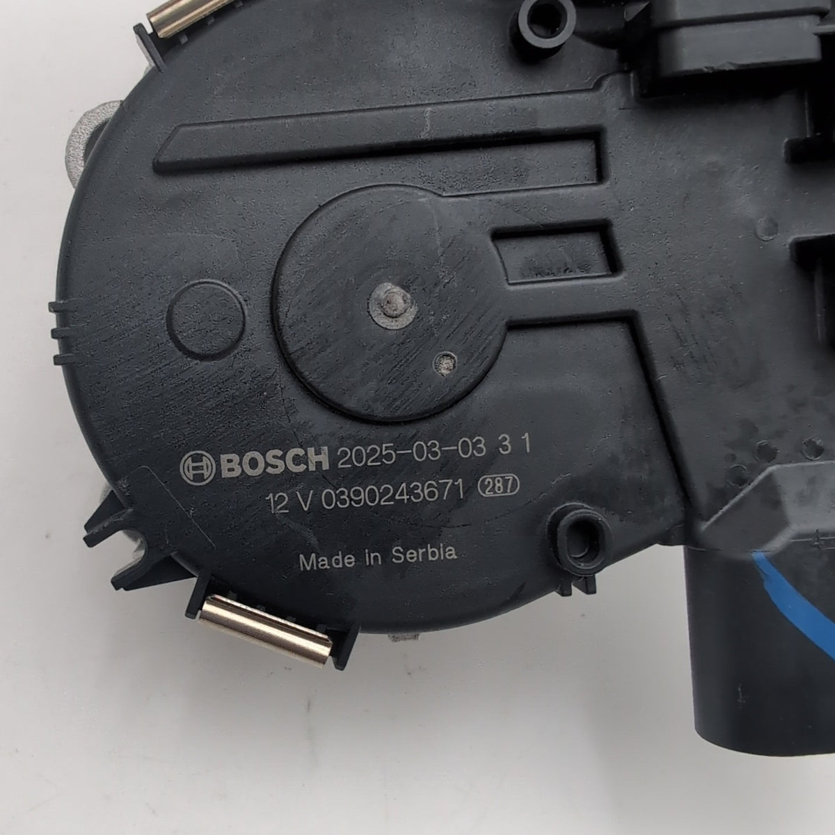 2021- 2025 BMW X1 X2 X3 M35 Front Windshield Wiper Motor OEM 0390243671