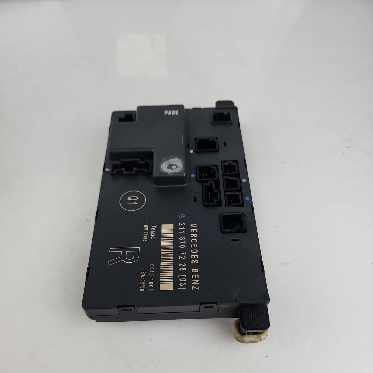 2003-2009 Mercedes W211 E350 E550 Front Right Passenger Door Control Module