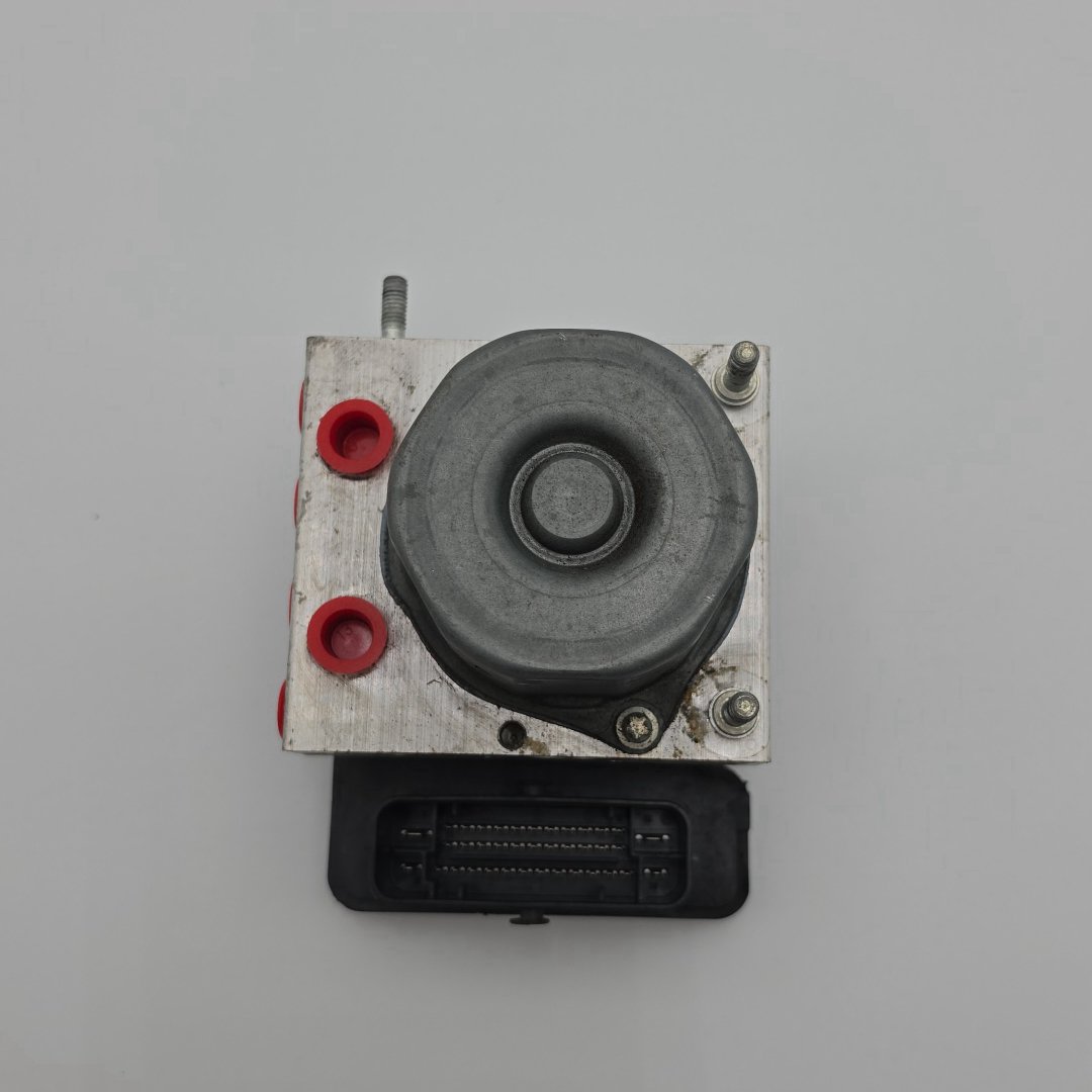 2018 Nissan Rogue 2.5L ABS Anti Lock Brake Pump 476607FW4A