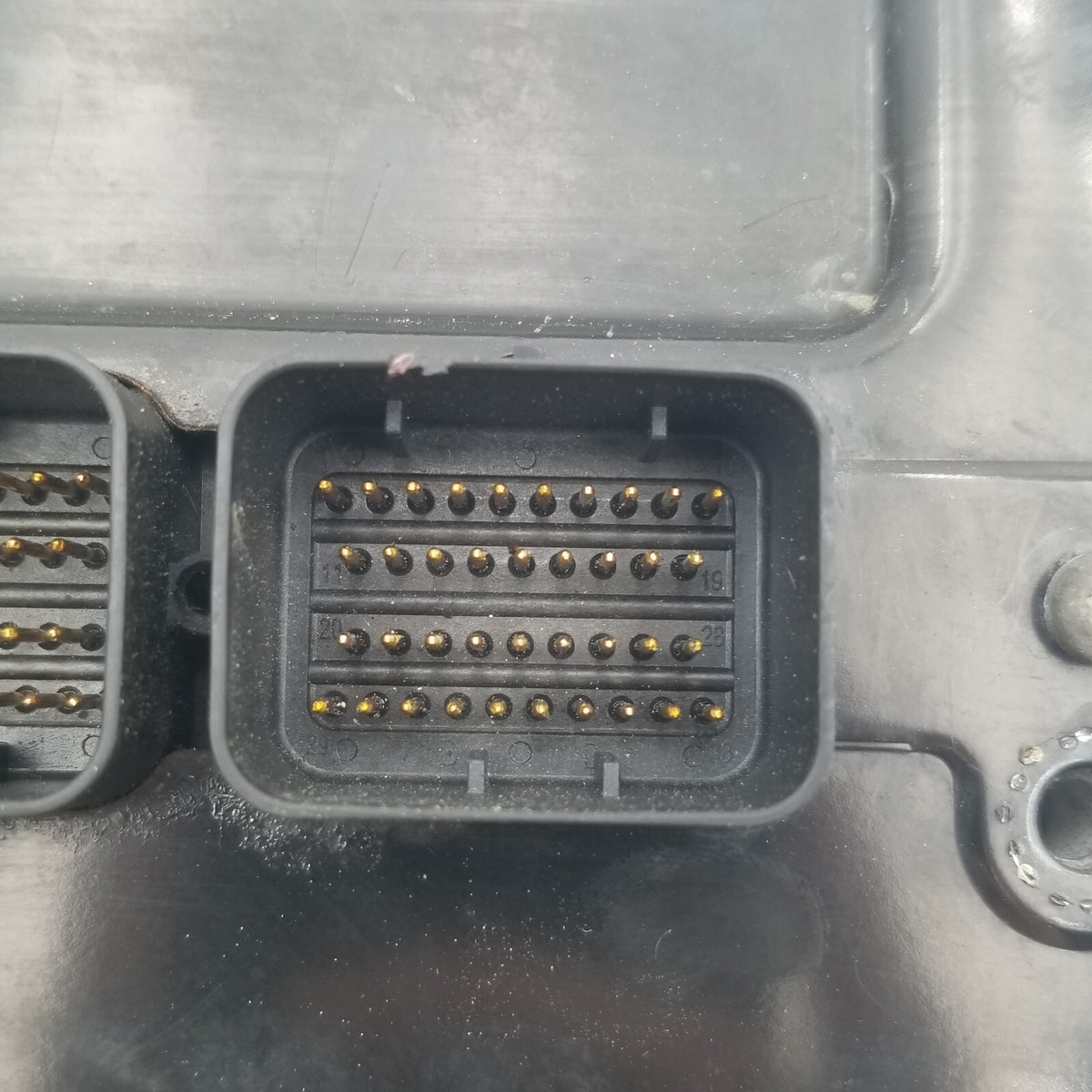 2008 2009 2010 VW ROUTAN TOWN & COUNTRY Engine Control Module P05150253AE OEM