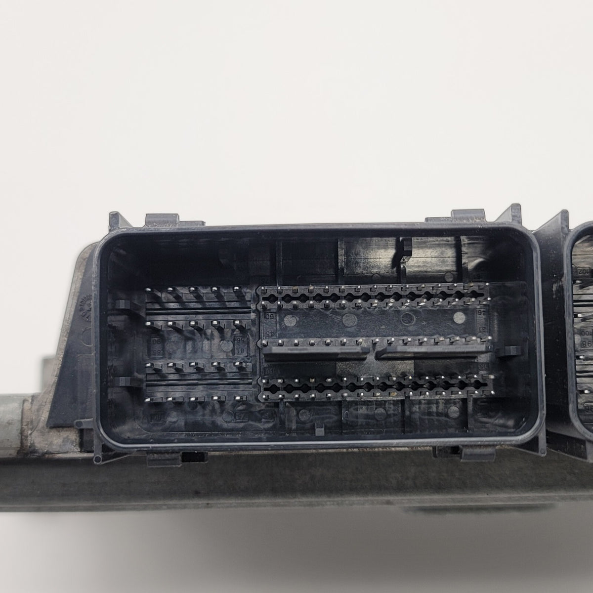 2021 2022 2023 Jeep Wrangler 2.0L 4x4 Hybrid Engine Control Module 68403898AD