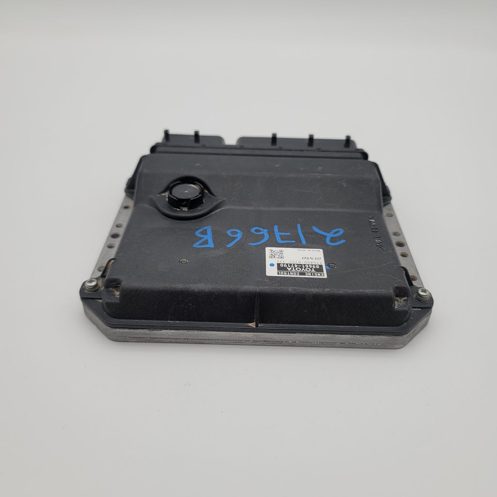 2012 Toyota Prius 1.5 ECM ECU Engine Computer Module 89661-47190 OEM