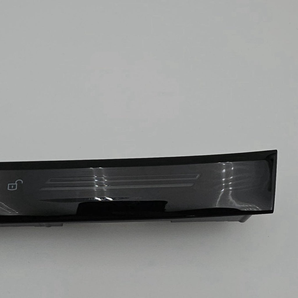2025 2026 BMW 530i 540i G60 Front Left Door Lock Unlock Touch Panel 5B5BF17
