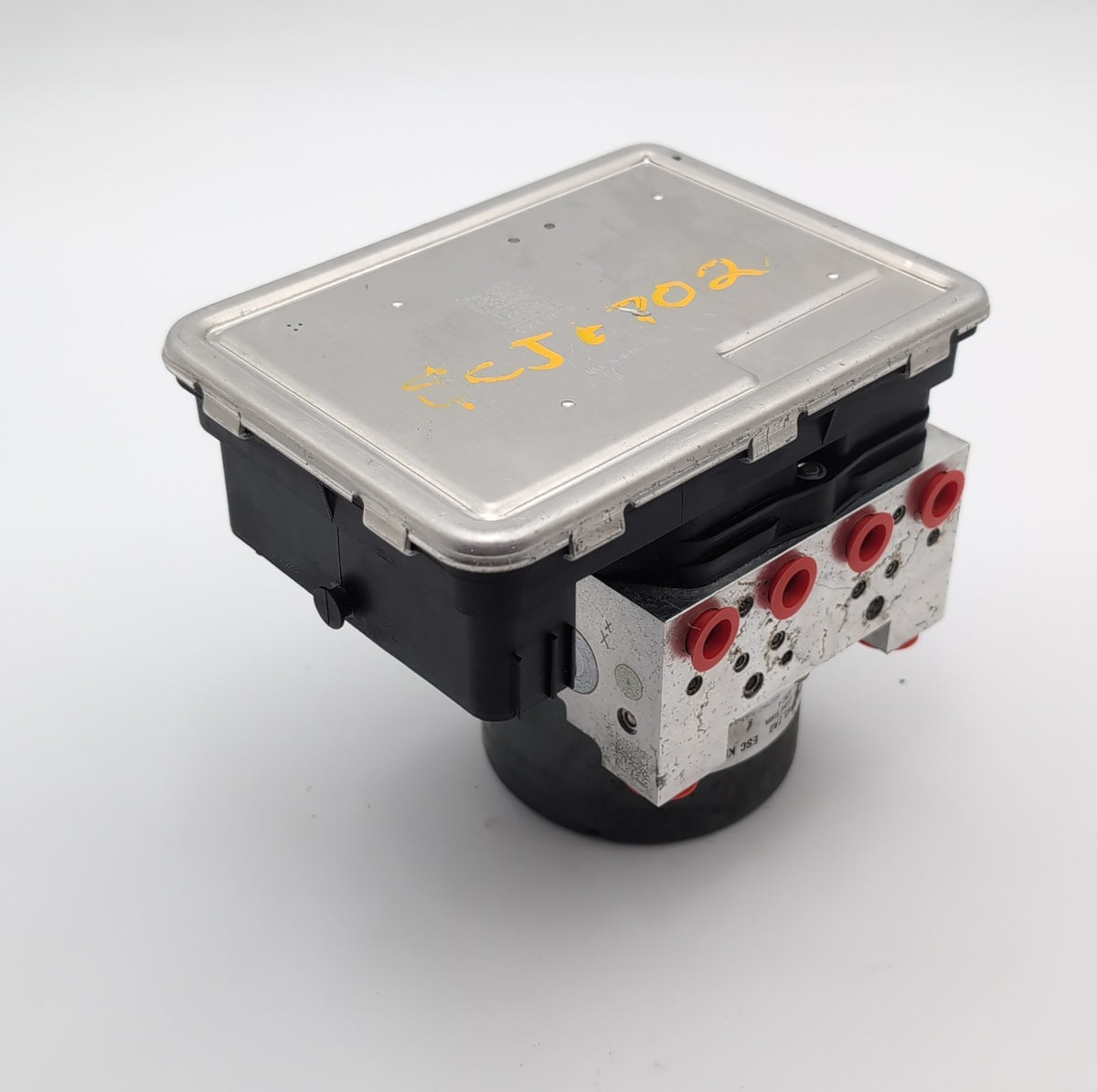 2020- 2023 Mazda CX30 2.5L ABS Anti Lock Brake Pump Control Unit DGJ1437A0
