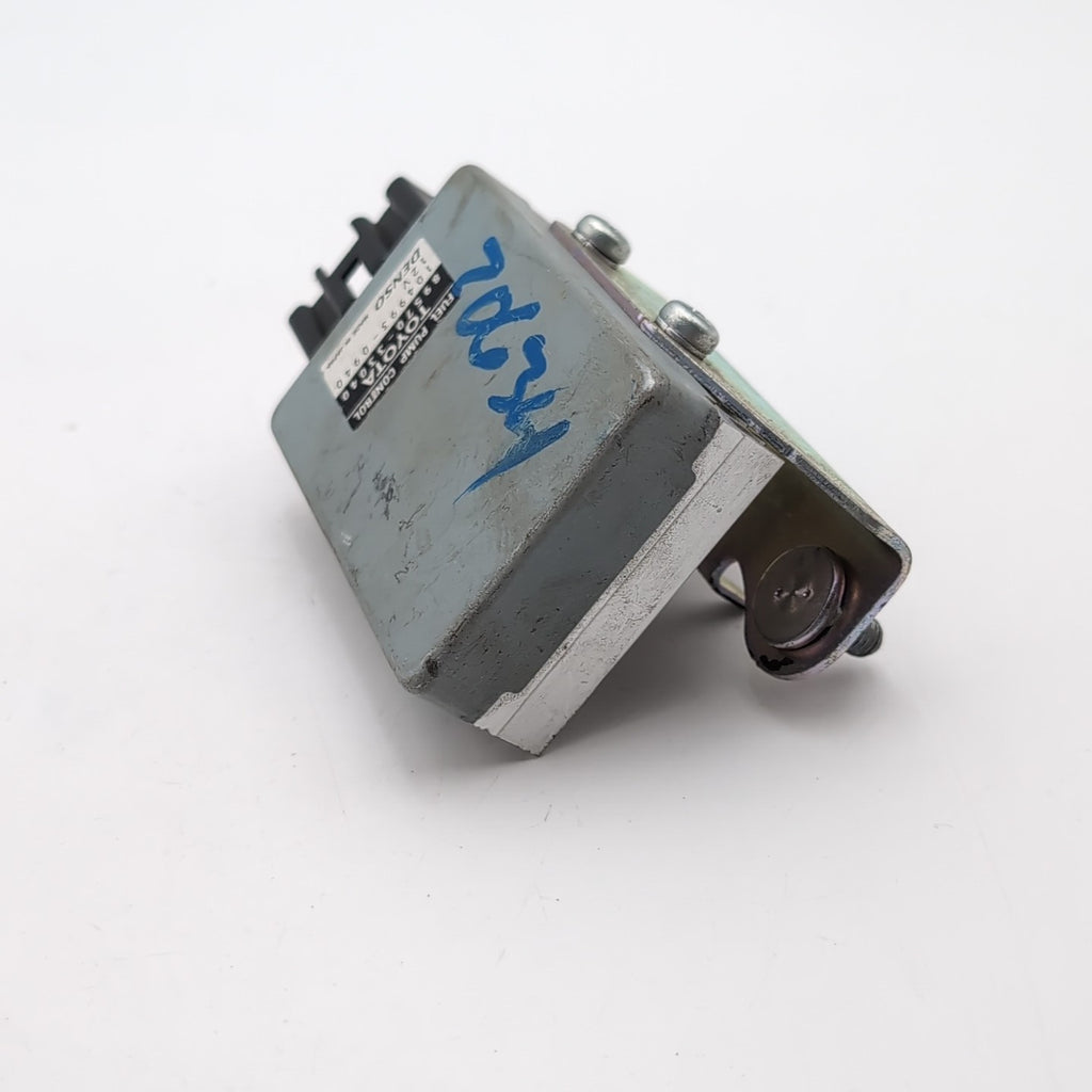 2013 2014 2015 Toyota Avalon Fuel Pump Control Module 89570-33040
