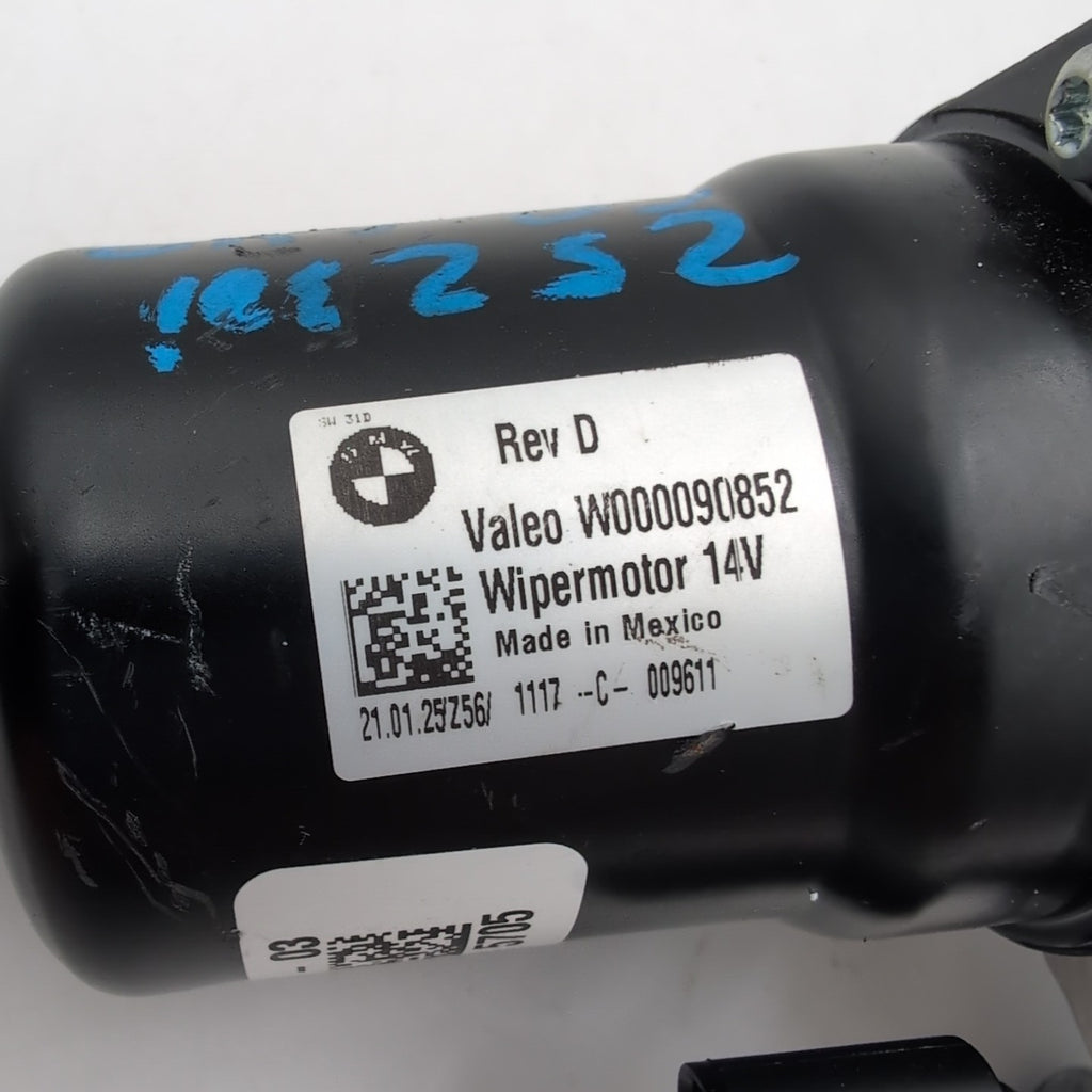 2023 2024 2025 BMW M2 230i G42 Front Windshield Wiper Motor OEM 8498663