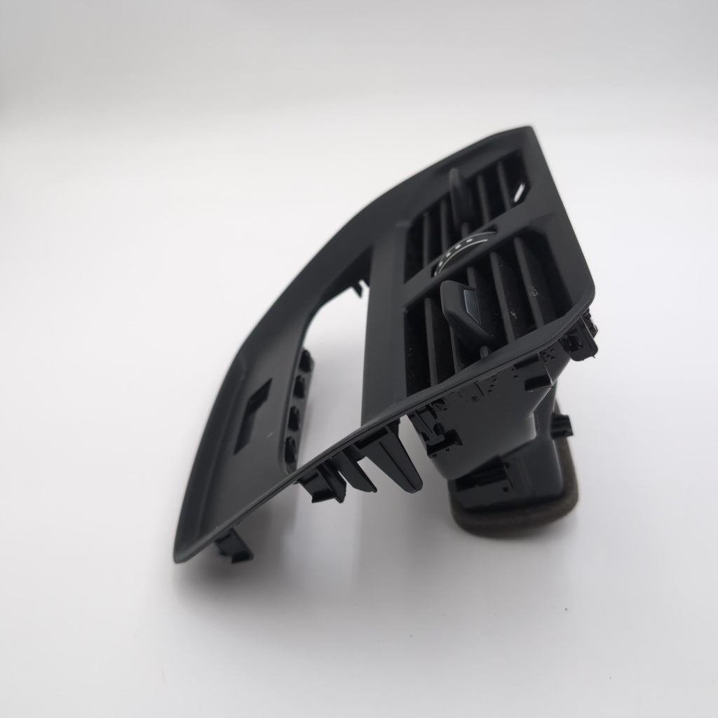 2022 - 2026 BMW 330i G20 i4 G26 Rear Console AC Air Vent Trim 5A3B8E1