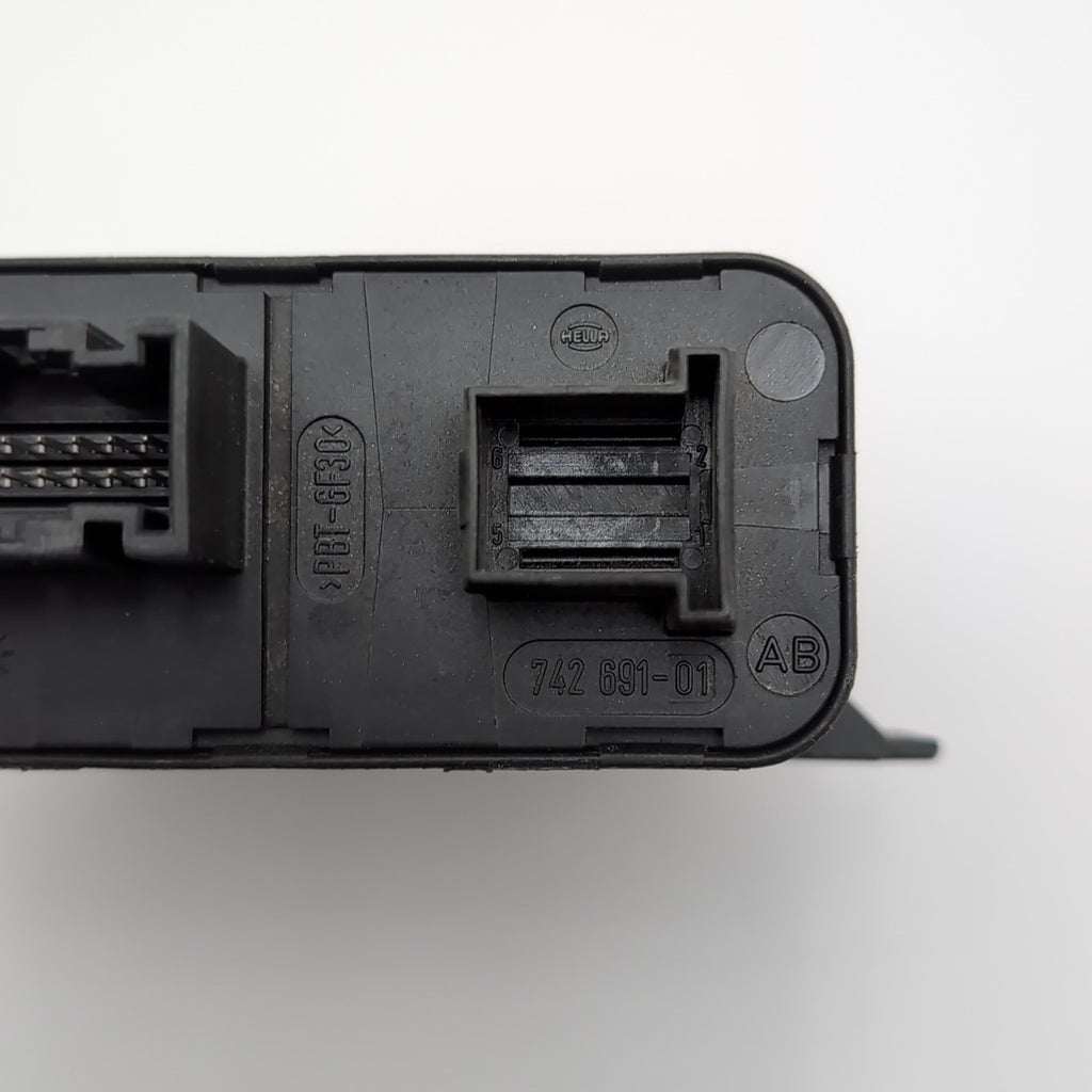 2010 Hyundai Genesis Headlight Headlamp Control Module OEM 92171-3M001