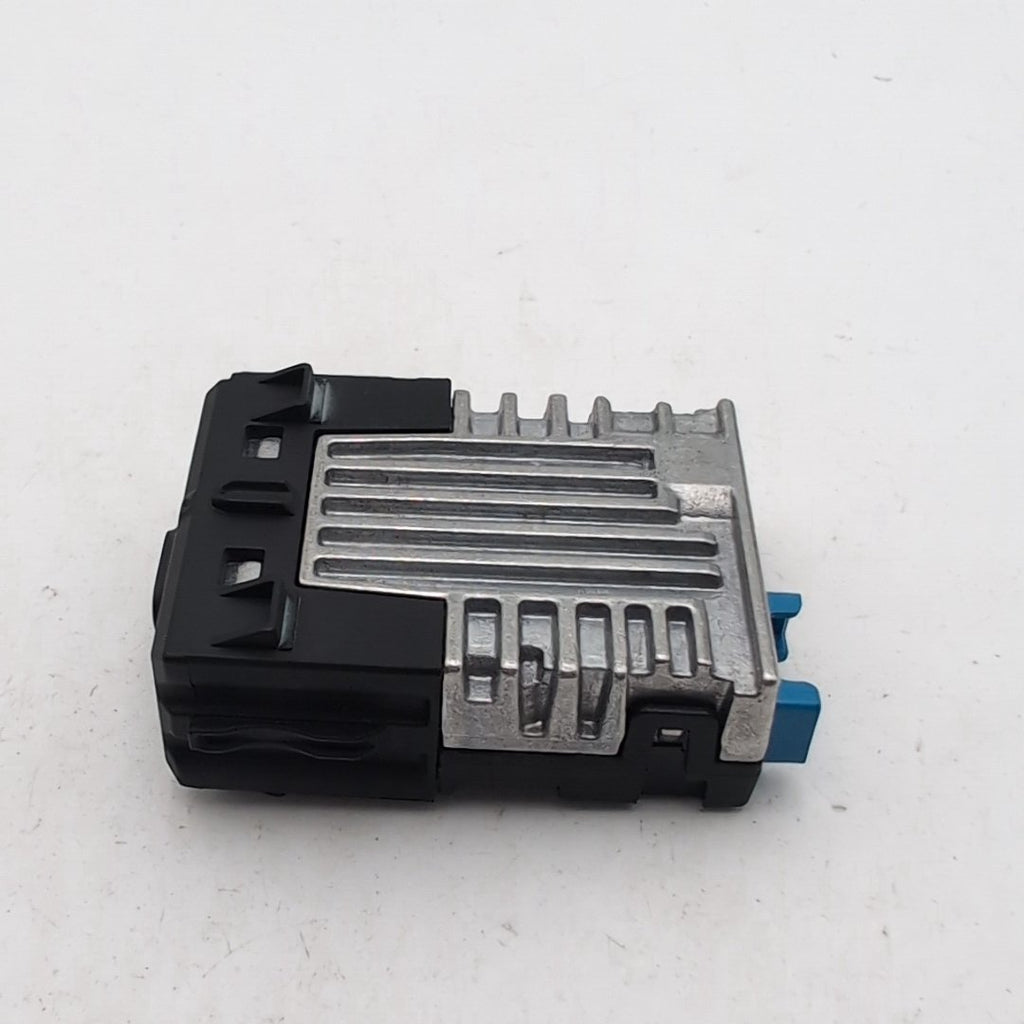 2025 2026 BMW X5 USB Bush Single Socket Port 5B51C72