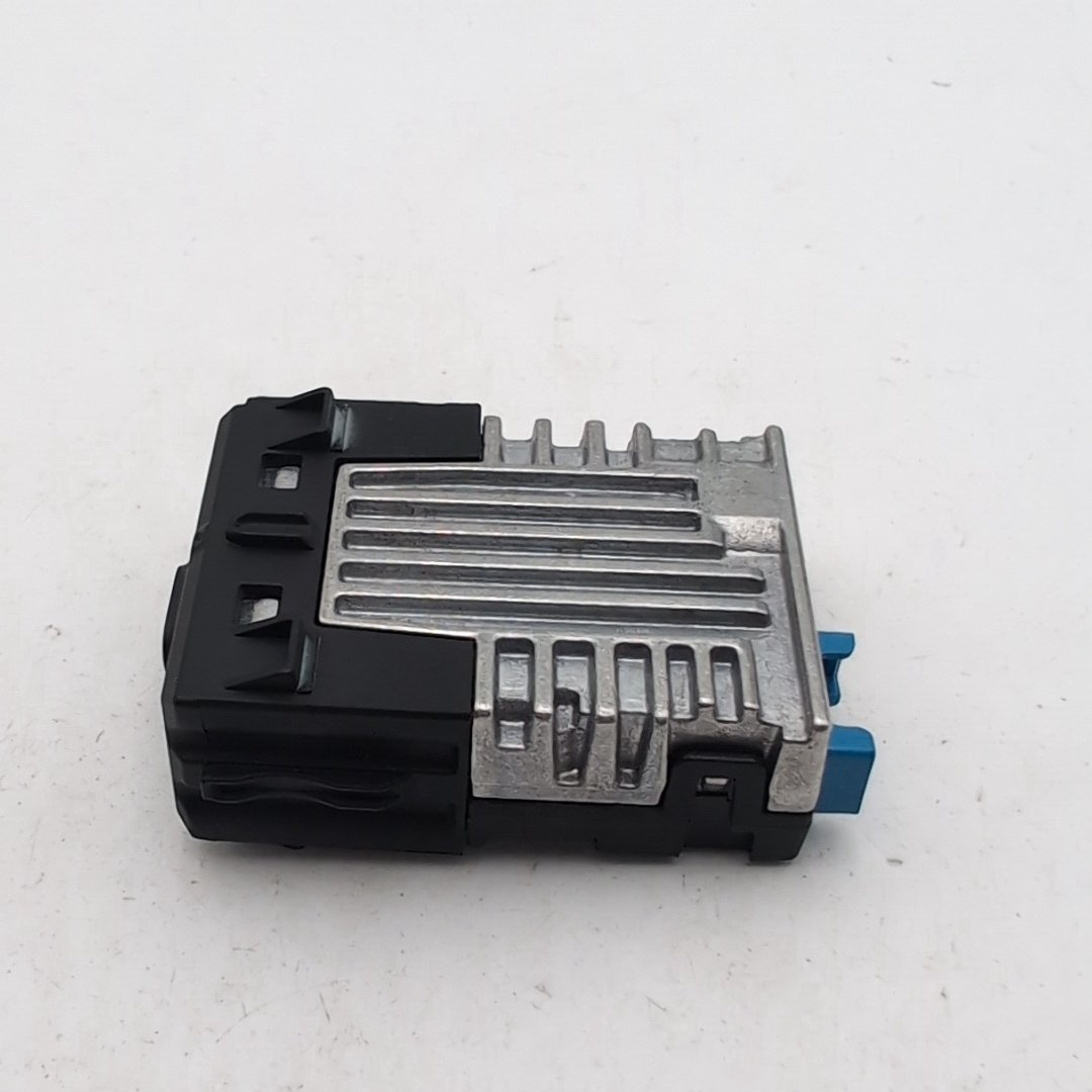 2025 2026 BMW X5 USB Bush Single Socket Port 5B51C72