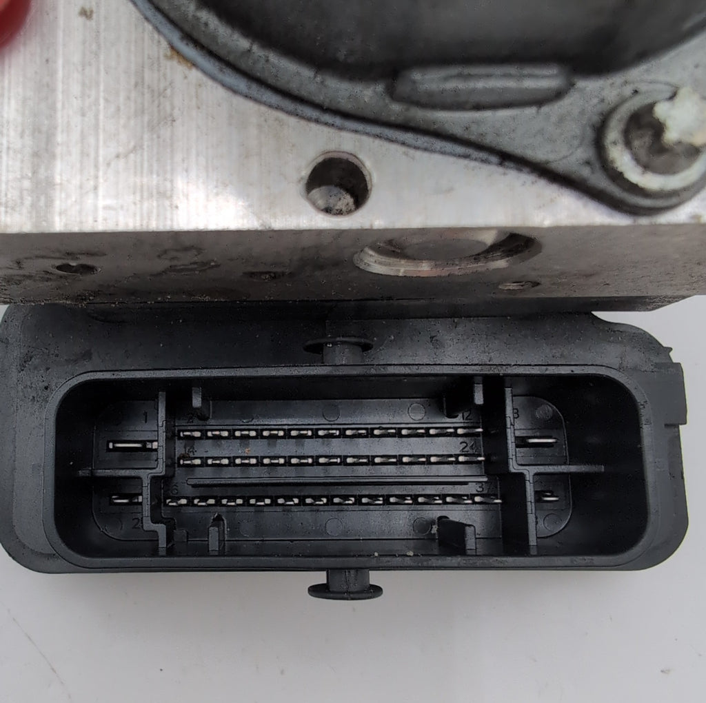 2016- 2019 Nissan Sentra 1.8L ABS Anti Lock Brake Pump Control Unit 476604FU0C