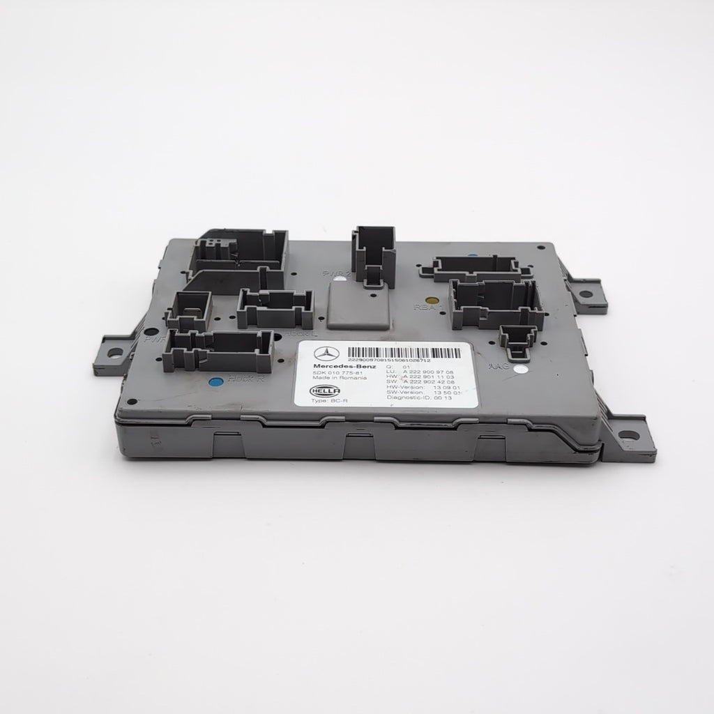 2015 2016 2017 2018 Mercedes W205 C300 C400 Rear Trunk SAM Control Module Unit