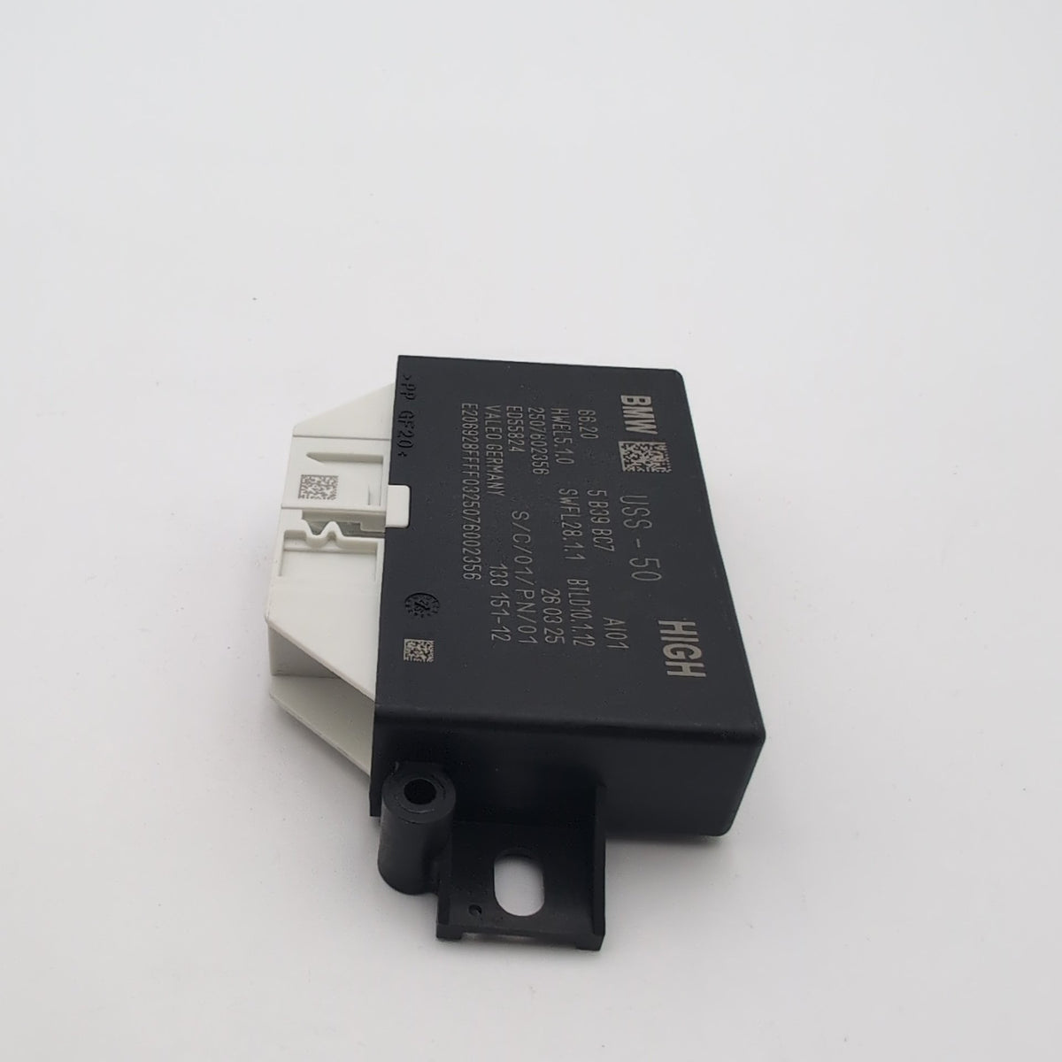 2023 - 2026 BMW G60 G70 F74 X1 X2 X5 X7 USS Ultrasonic Parking Sensor Module