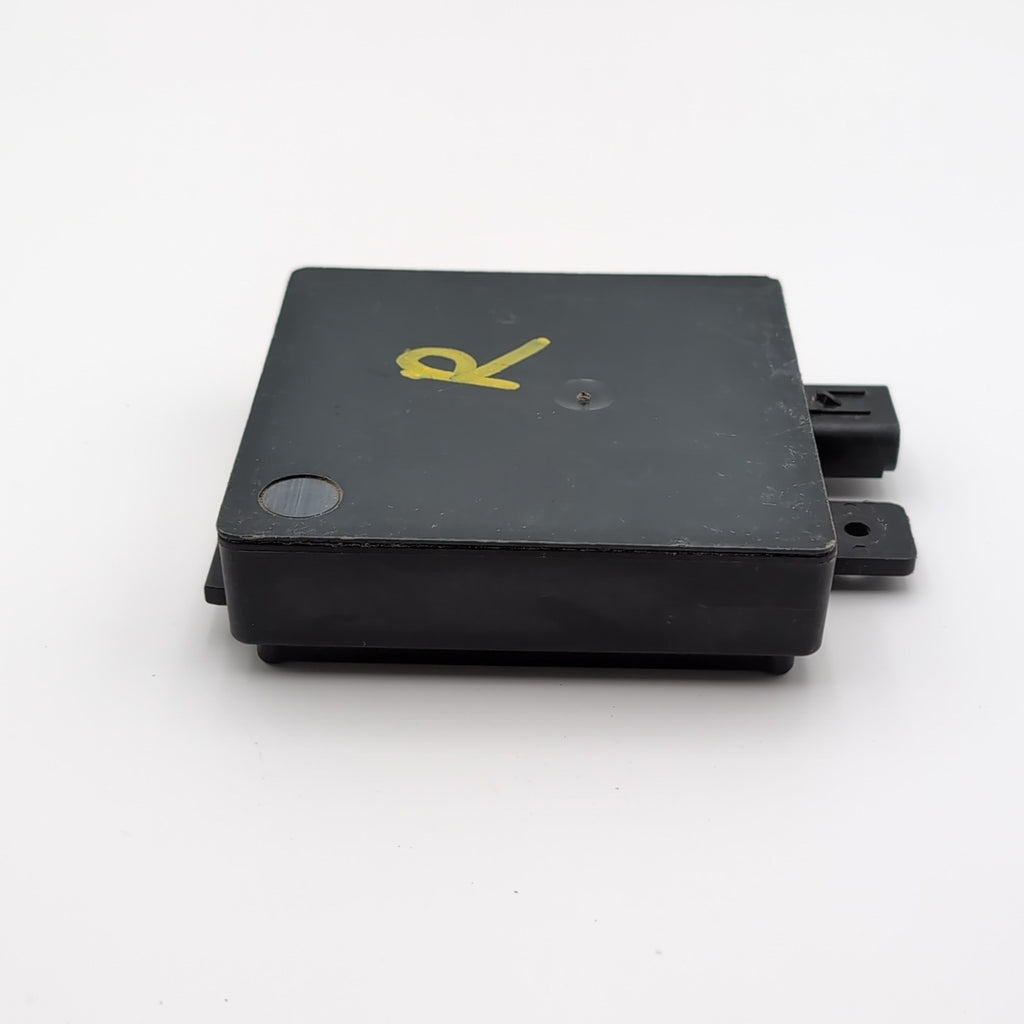 2011 2012 Lincoln MKT Blind Spot Sensor Control Module AA5T-14C689-CA